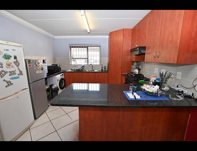 2 BEDROOM APARTMENT FOR SALE IN PAULSHOF